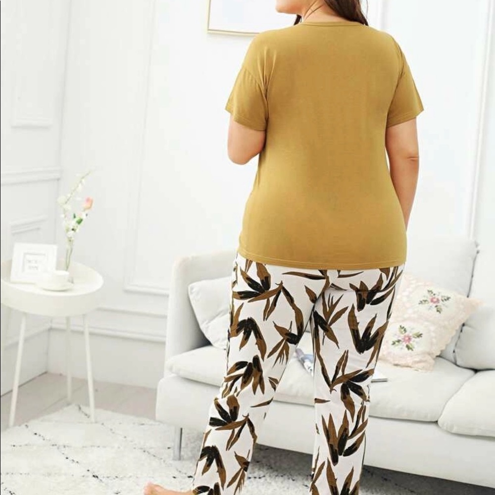 Woman’s Pj’s New without tags